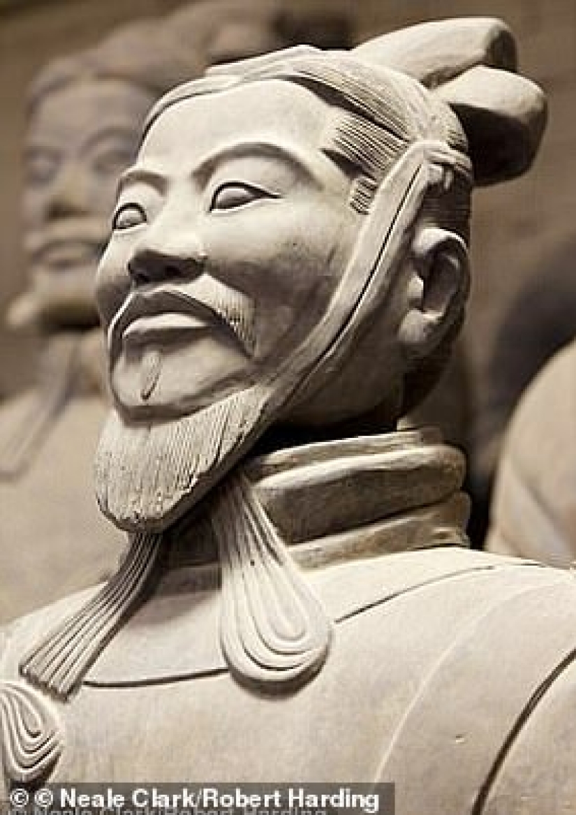 Se ha encontrado el elixir de la inmortalidad: se encontró un recipiente de bronce con un líquido misterioso en una antigua tumba china