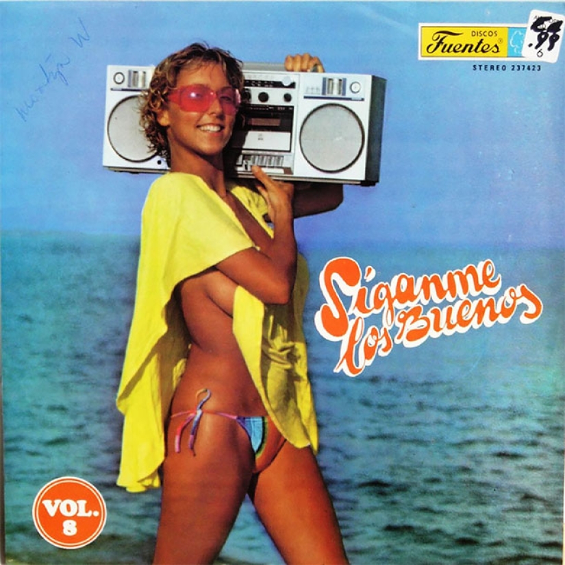Seductive bikinis from the covers of records of the 60-80s Seductive bikinis from the covers of records of the 60-80s
