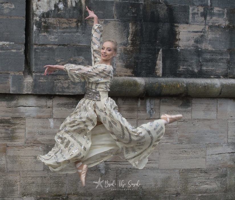 See how 11 photographers told the story of one dress See how 11 photographers told the story of one dress