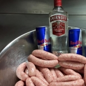 Semanas rusas en Irlanda: una tienda local vende salchichas rellenas de vodka