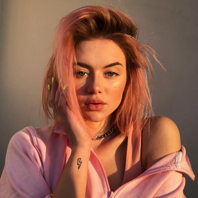 "Sexo y punk rock": 15 fotos del encantador baterista del grupo de San Petersburgo "Kis-Kis" "Sexo y punk rock": 15 fotos del encantador baterista del grupo de San Petersburgo "Kis-Kis"