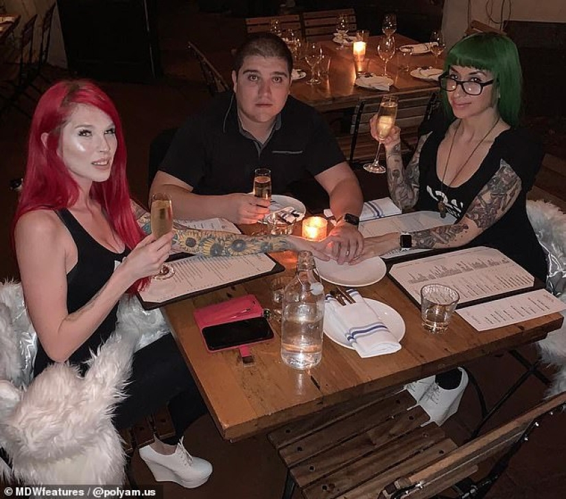 Shall we figure it out for three? The couple fell in love with a girl, and all three live as a friendly Swedish family