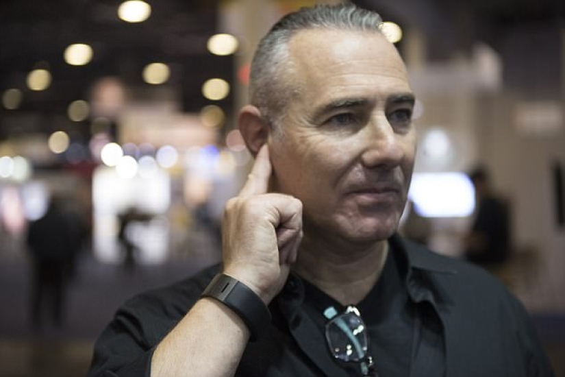 Shower for the lazy and suitcase-chaser: gadgets of the future presented in Las Vegas