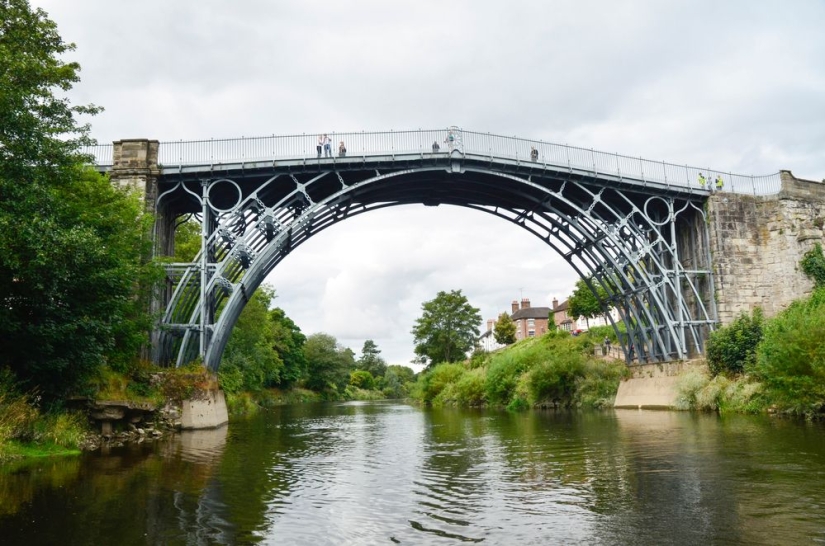 Shropshire Cast Iron Bridge