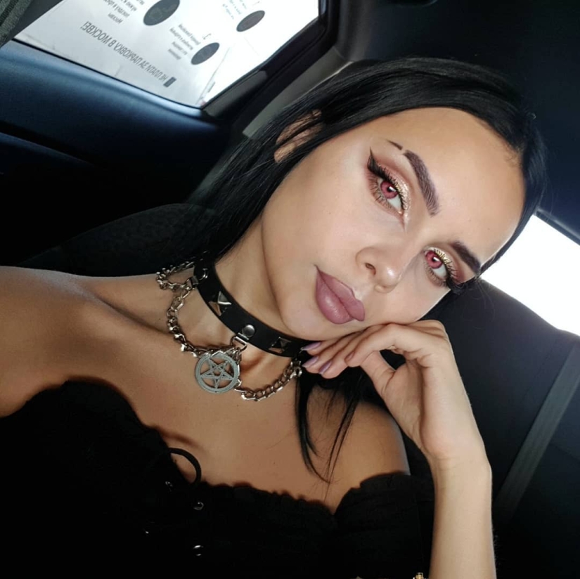 Siberian student turns into 50 Cent, Avatar, Jackson, and anyone else Siberian student turns into 50 Cent, Avatar, Jackson, and anyone else