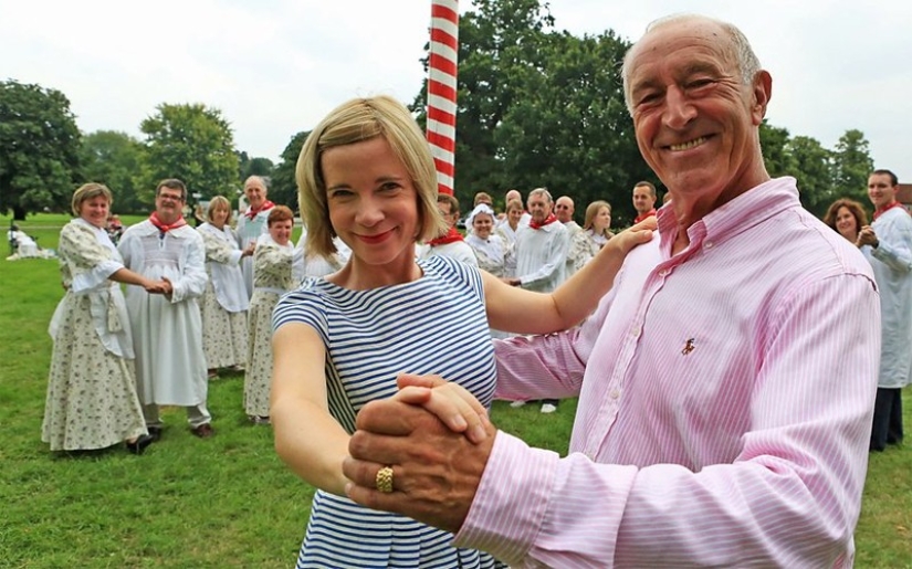 Simple movements: twerk, waltz and other most depraved dances of the world