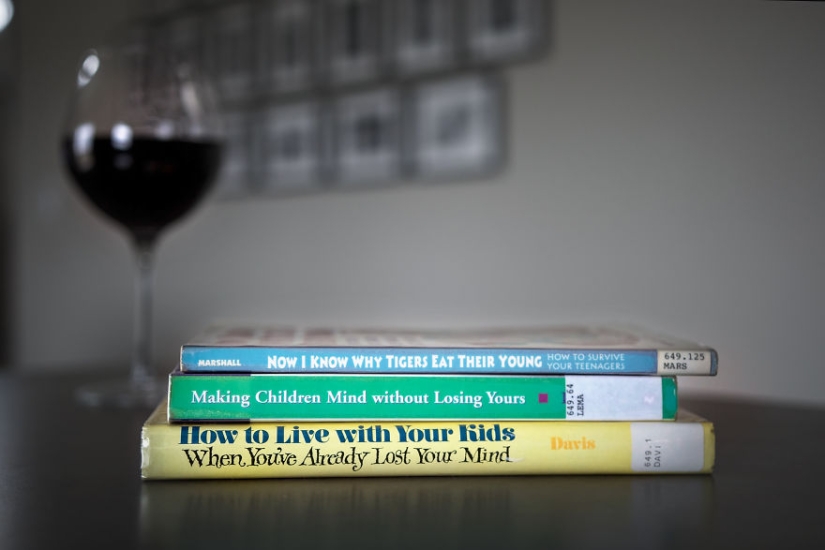 Sin espacio personal, descanso y sueño: la fotógrafa mostró fotos honestas sobre lo que es ser madre