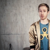 Smart is good: Stas Davydov will give you a smartphone for knowledge