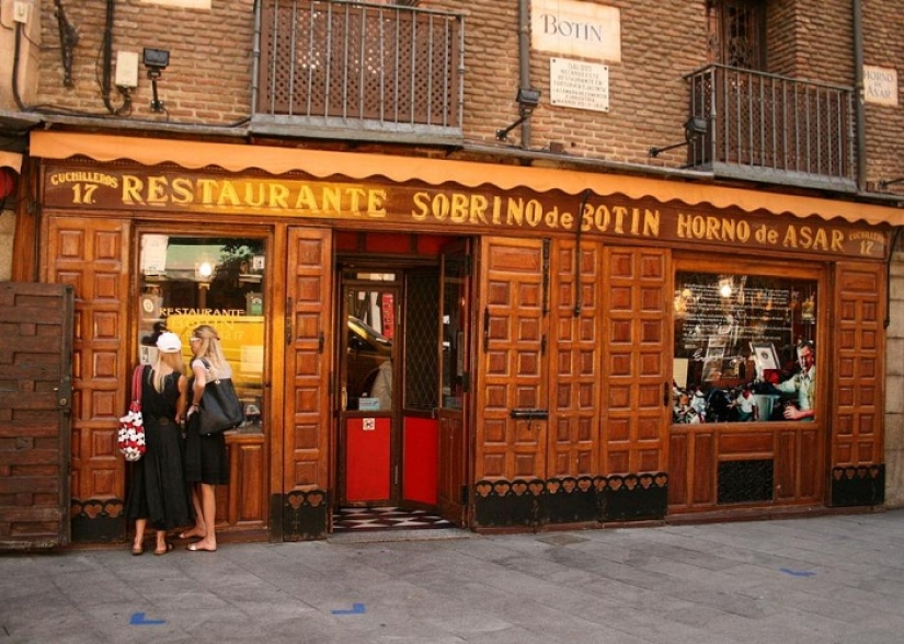 Sobrino de Botín: el restaurante más antiguo de Europa que amaba Hemingway y donde Goya trabajó a tiempo parcial en su juventud Sobrino de Botín: el restaurante más antiguo de Europa que amaba Hemingway y donde Goya trabajó a tiempo parcial en su juventud