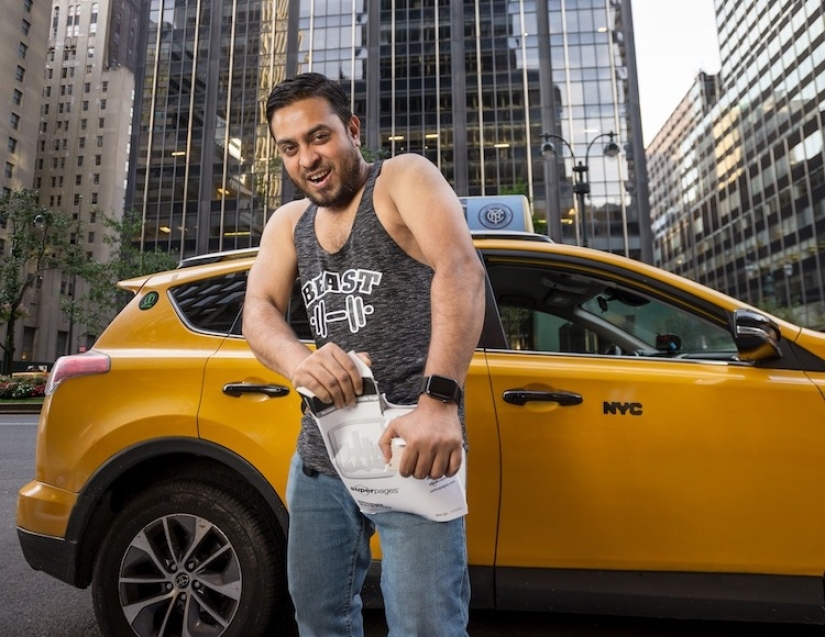 Sonrisa, Jefe! Un calendario inusual con fotos de taxistas de Nueva York ya está a la venta Sonrisa, Jefe! Un calendario inusual con fotos de taxistas de Nueva York ya está a la venta