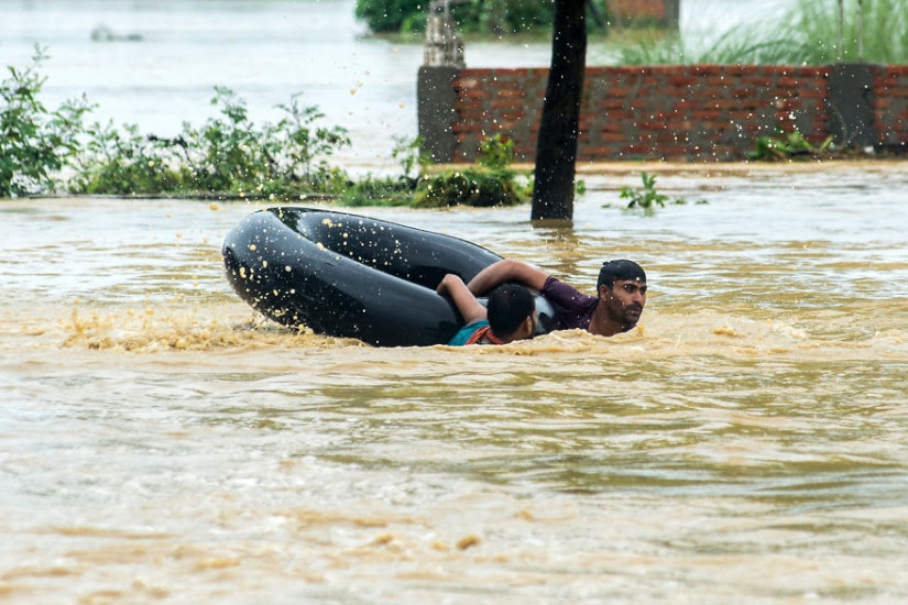 South Asia has the worst flooding in a decade, but no one is talking about it