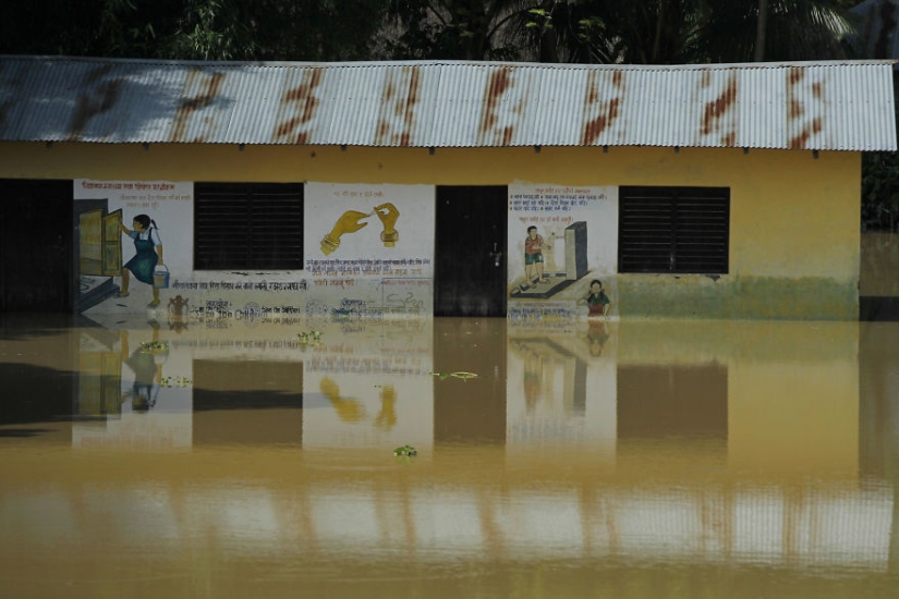 South Asia has the worst flooding in a decade, but no one is talking about it