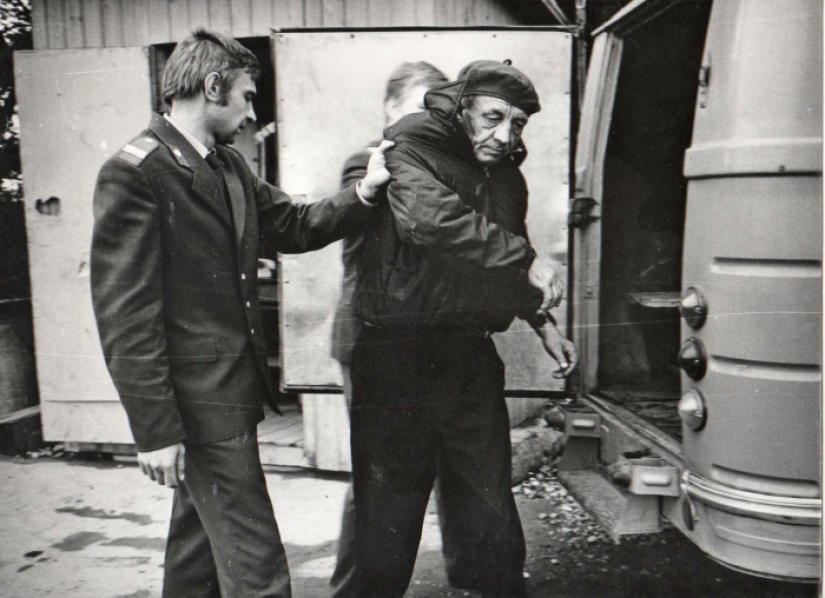 Soviet detox — senseless and merciless