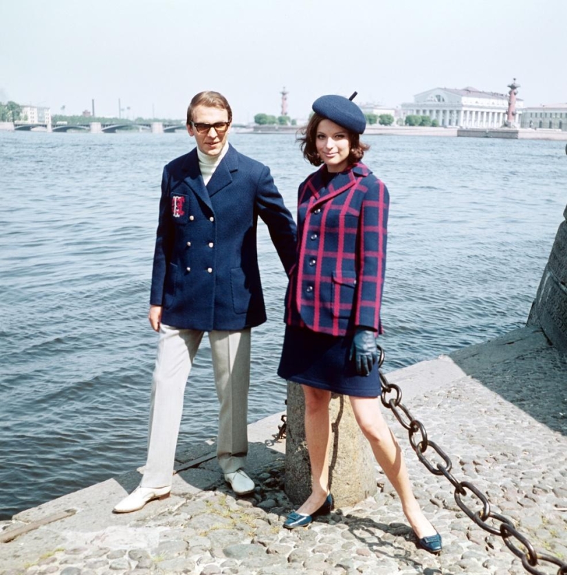 Soviet fashion of the 1960s, 1970s and 1980s in LenTASS photos