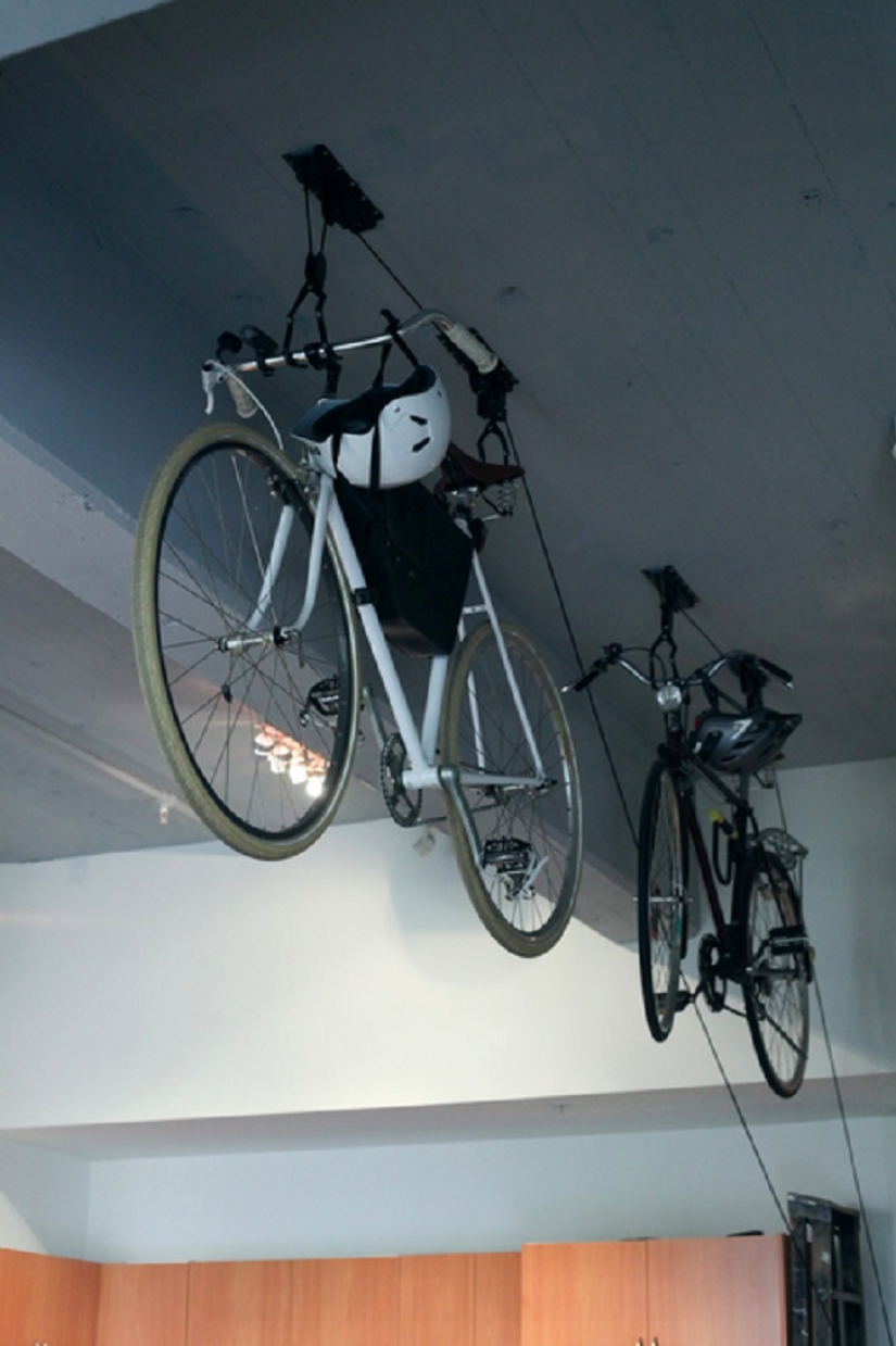 Sport and life: where to store a bicycle in a small apartment