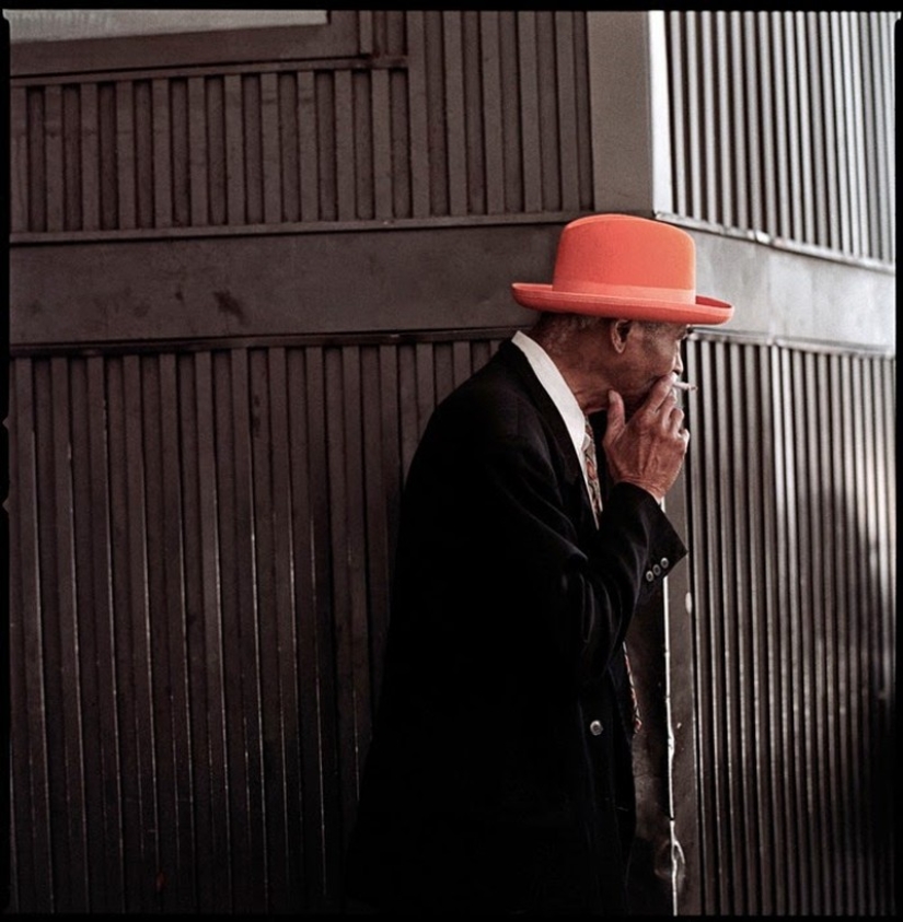 Street portraits of Americans by Mike Peters