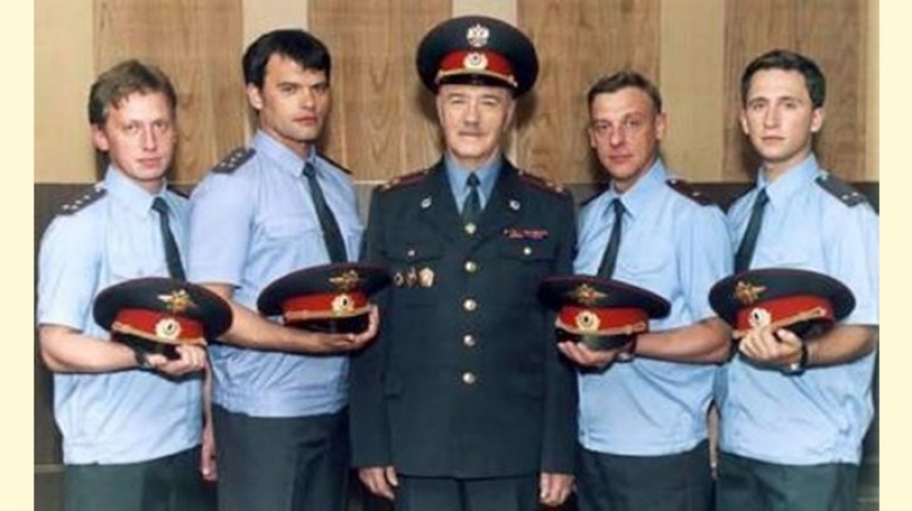 "Streets of broken lanterns" — 20 years: how the legendary series was created