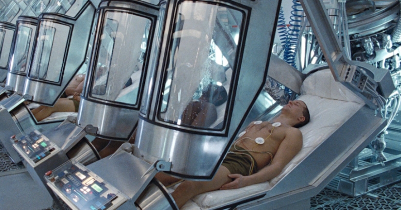 Stuck in eternity: how an obese Italian became a prisoner of the Russian cryocapsule