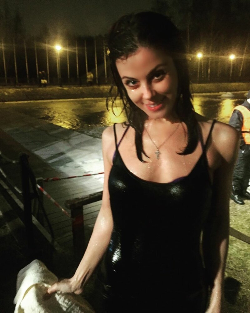 Stunning girls of Epiphany bathing 2020