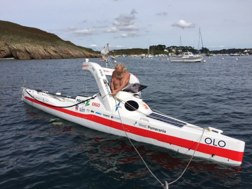 Sushi paddles: Polish pensioner crossed the Atlantic in a kayak, having sailed for more than 100 days Sushi paddles: Polish pensioner crossed the Atlantic in a kayak, having sailed for more than 100 days