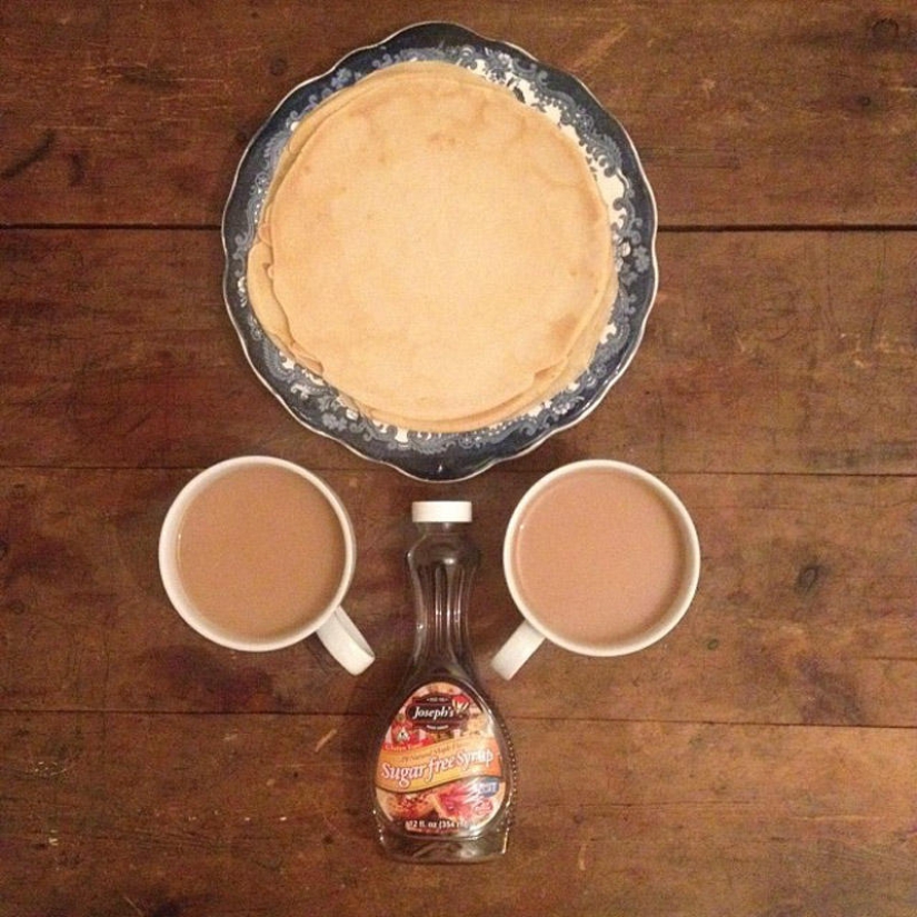 Symmetrical breakfasts on Instagram