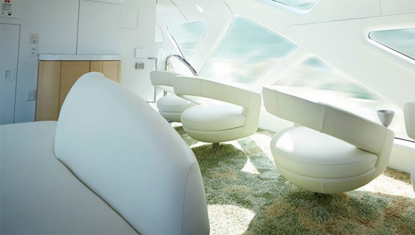 Take a look at Shiki-Shima — Japan's most expensive train