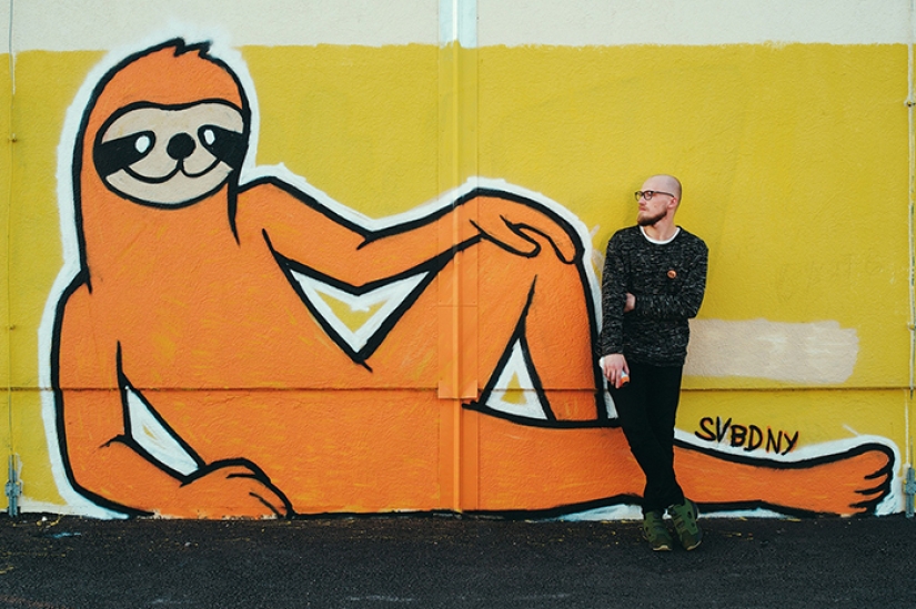 ¿Te reconoces? El autor del meme sobre el perezoso naranja continúa deleitándose con sus obras sobre la pereza materna