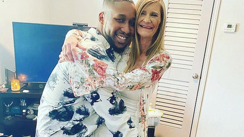 "Tengo 24 años y mi esposa 61-la gente nos regaña por querer a sus hijos, pero nos amamos"