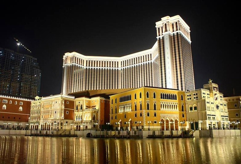 The 10 most luxurious casinos in the world