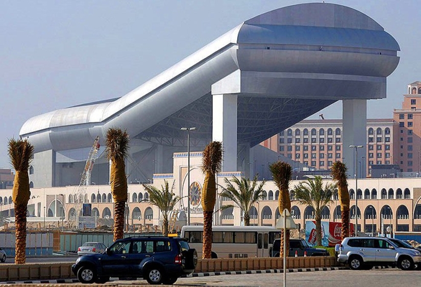 The 10 most striking structures of the UAE The 10 most striking structures of the UAE