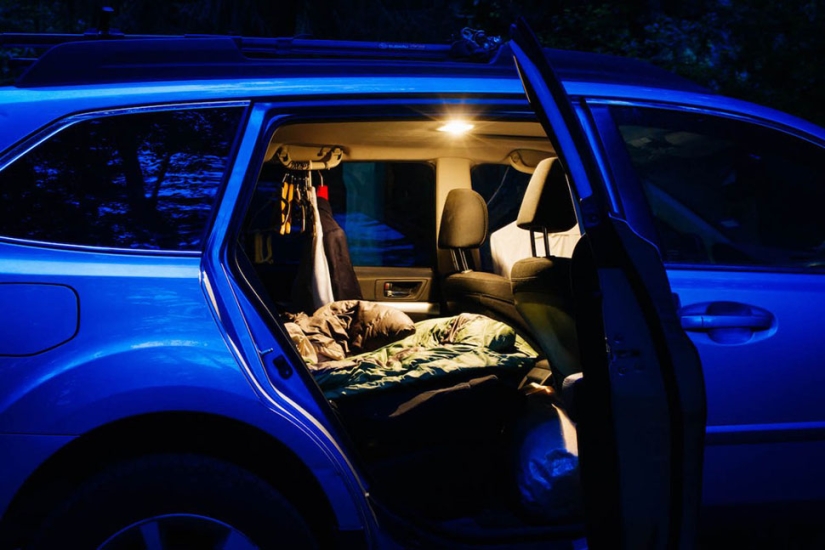 The 22-year-old intern lived in a car for 40 days and managed to go to work in a suit