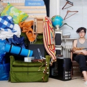 The American blogger furnished his home, relying on the choice of subscribers. The interior came out for an amateur