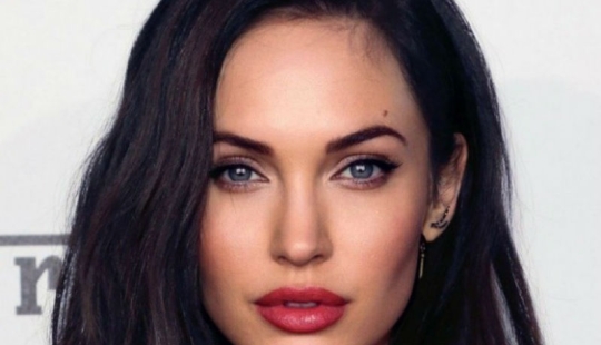 The artist combines photos of celebrities to get the perfect image The artist combines photos of celebrities to get the perfect image