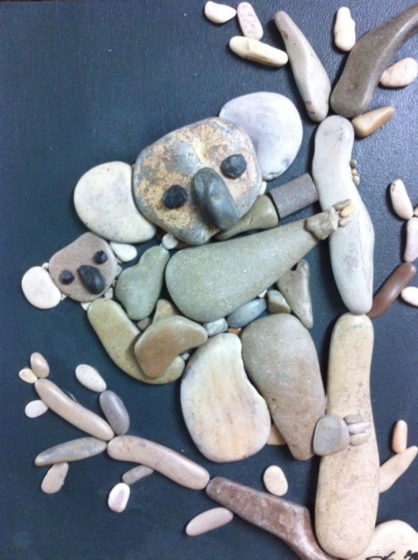 The artist makes amazingly realistic paintings from stones found on the beach The artist makes amazingly realistic paintings from stones found on the beach