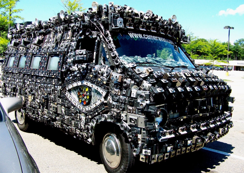 The artist saw a wonderful photo car in a dream and made it come true