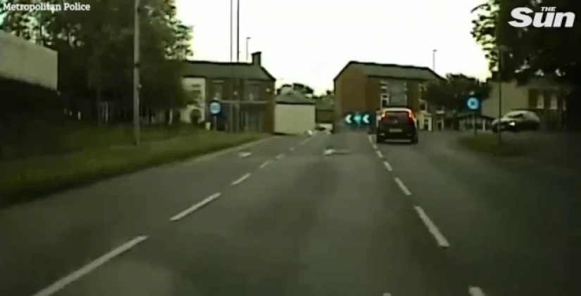 The beast in the cage: serial British maniac sentenced after being released by mistake