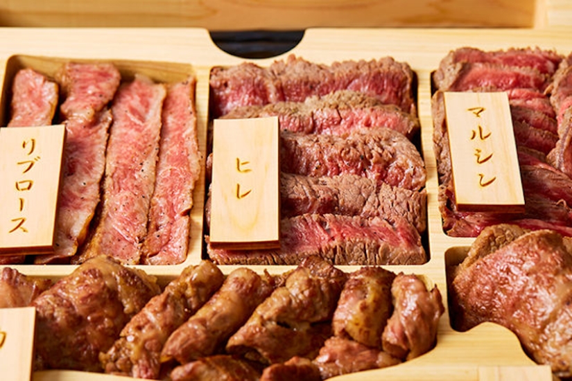 The best gift for true meat lovers: bento with premium marbled beef from Japan The best gift for true meat lovers: bento with premium marbled beef from Japan