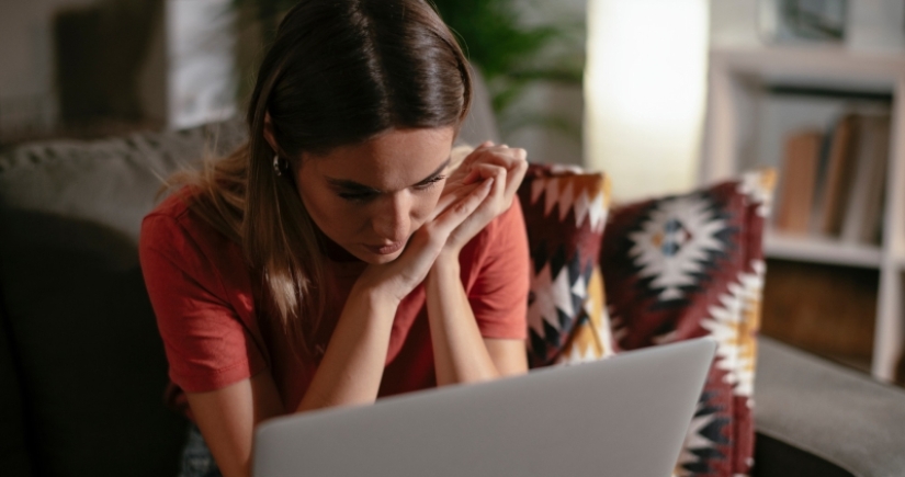 The best job in the world: a British woman is paid to watch porn