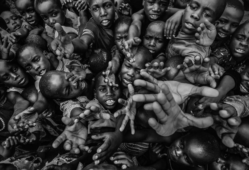The best works from the B&W Black and White Children's Photography Contest 2019