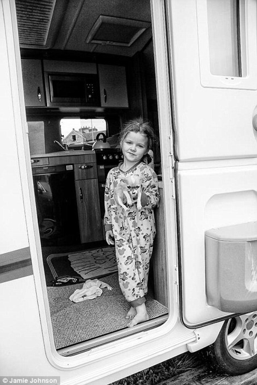 The children of Irish Gypsies who grew up too early The children of Irish Gypsies who grew up too early