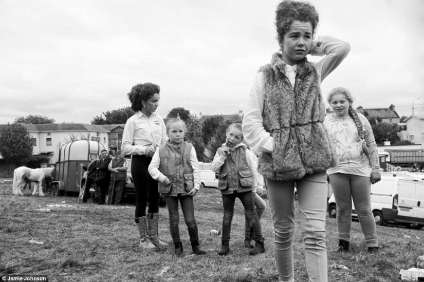 The children of Irish Gypsies who grew up too early The children of Irish Gypsies who grew up too early