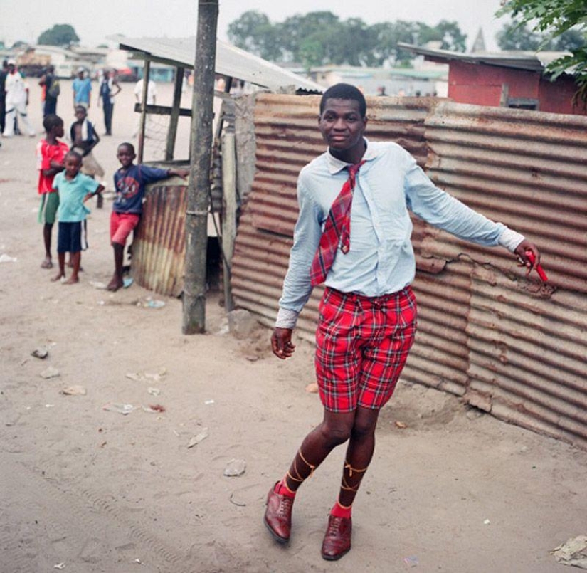 The community of elegant people: a photo essay about stylists from the Congo