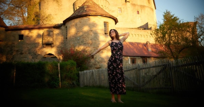 The delights and challenges of life in a medieval castle 1482