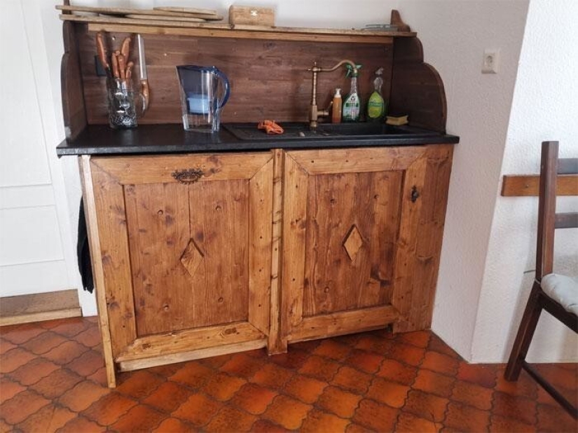 The delights and challenges of life in a medieval castle 1482