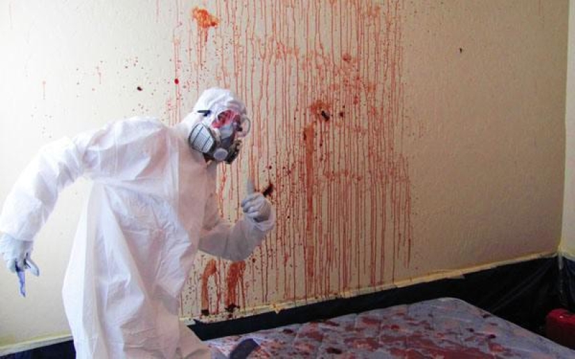 The everyday life of a janitor after the murders