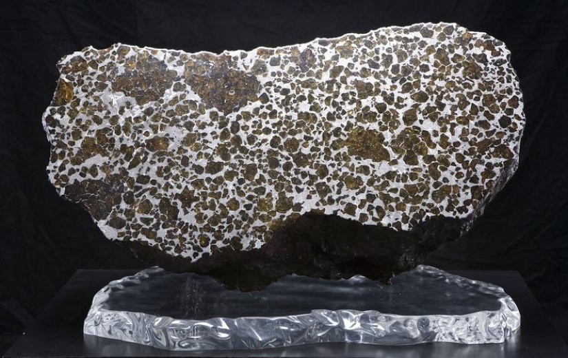 The extraordinarily beautiful Fukan meteorite