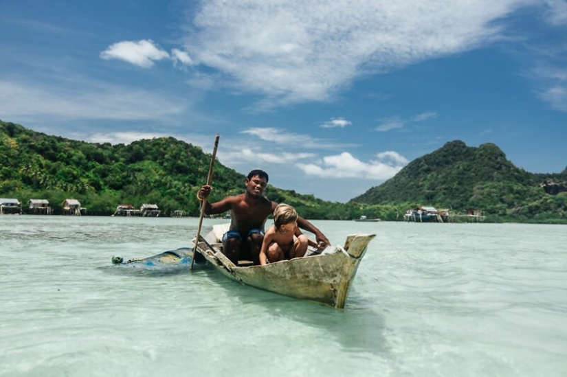 The family sold everything and went on a journey on the old truck