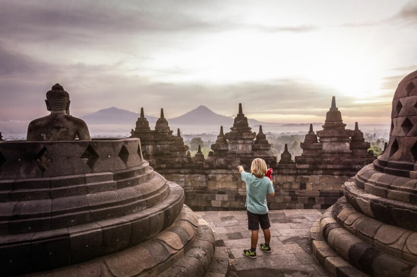 The family sold everything and went on a journey on the old truck