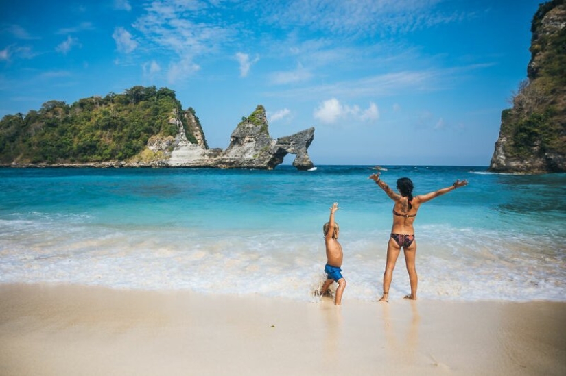 The family sold everything and went on a journey on the old truck