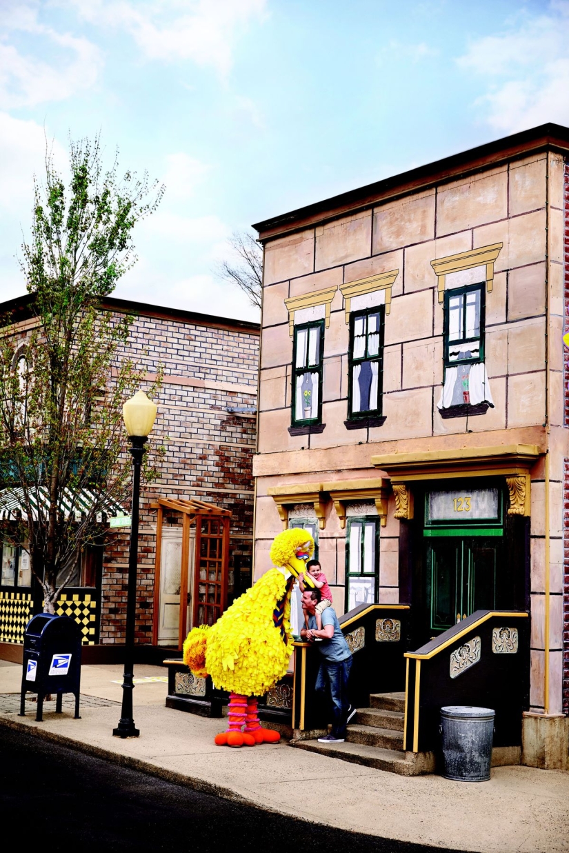 The first park safe for children with autism has appeared in the USA. It is dedicated to Sesame Street The first park safe for children with autism has appeared in the USA. It is dedicated to Sesame Street